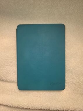 Amazon Kindle Paperwhite Bundle